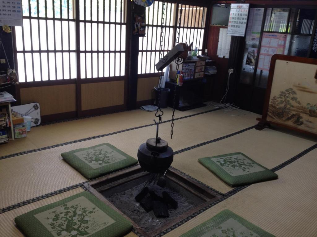 Choyomon Hotel Nanto Habitación foto